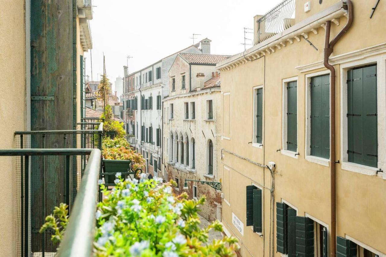 Hinc Domus - Venezia Historical City Center Luaran gambar