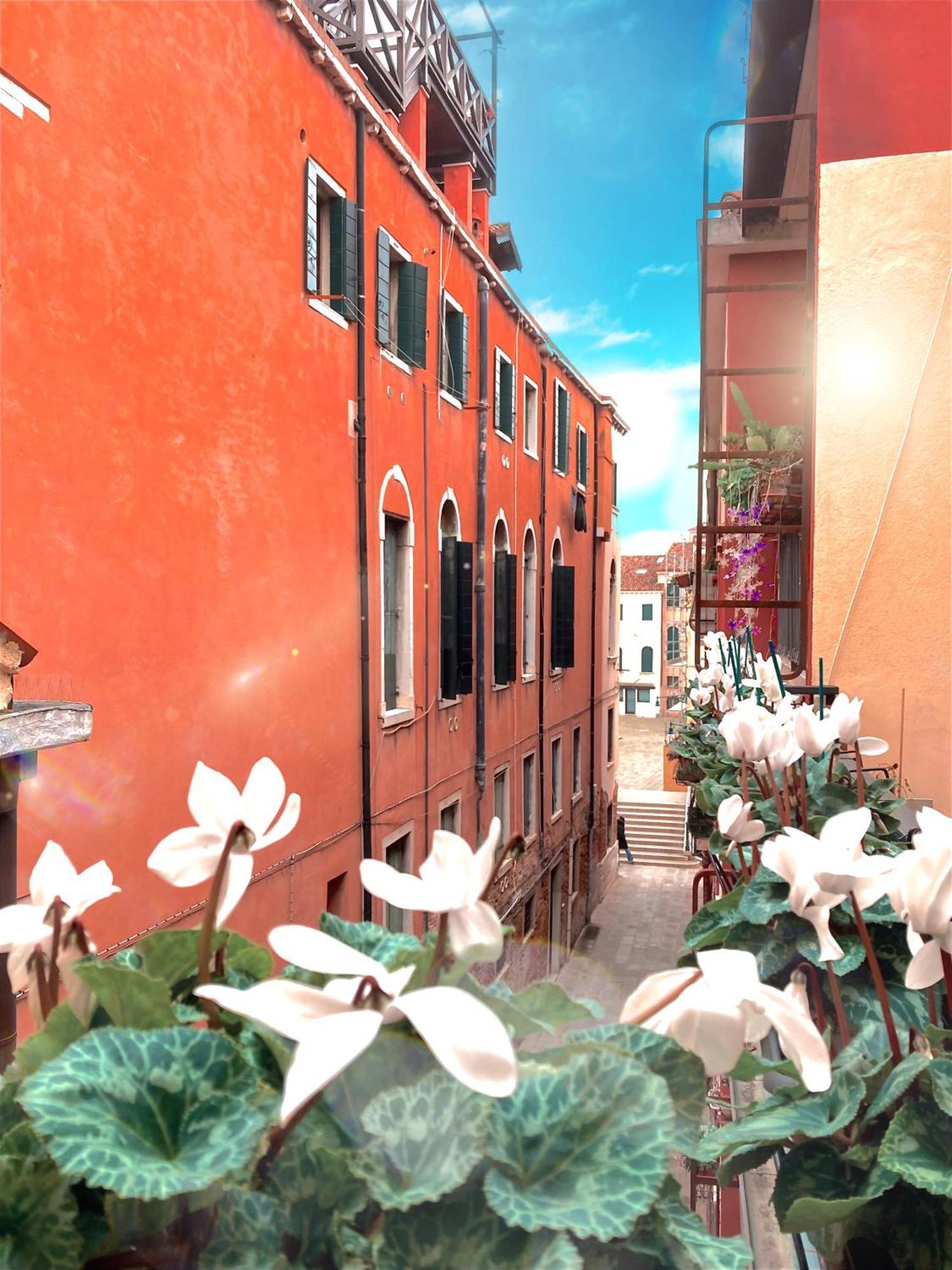 Hinc Domus - Venezia Historical City Center Luaran gambar